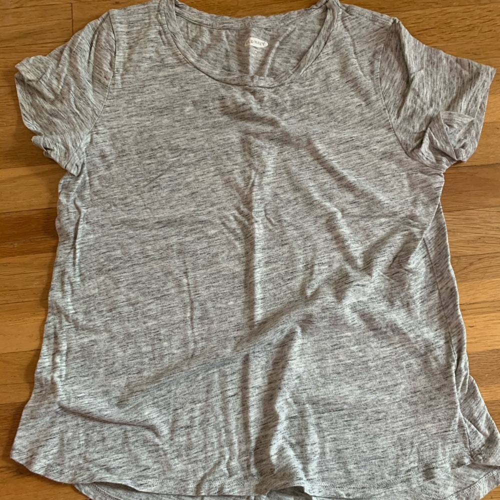 Old Navy t-shirt